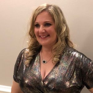 Meet your Posher, Leslie